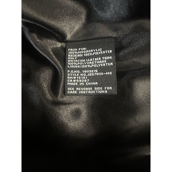 Women’s  Jones New York Faux Fur Jacket Beautiful Black Coat Button Size Small - Picture 6 of 11